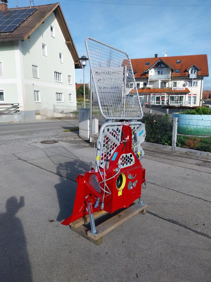 Neue Forstseilwinde Seilwinde Tajfun EGV 45 AHK SG Funk 35 55 65 - Βίντσι για Δασικά μηχανήματα: φωτογραφία 2 Neue Forstseilwinde Seilwinde Tajfun EGV 45 AHK SG Funk 35 55 65 - Βίντσι για Δασικά μηχανήματα: φωτογραφία 2