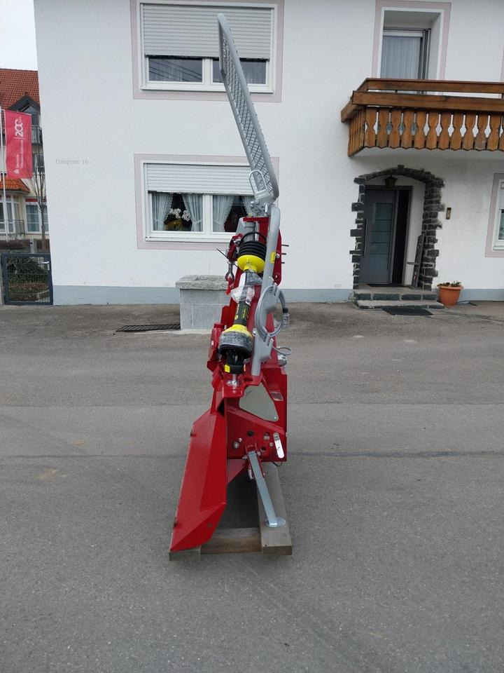 Neue Forstseilwinde Seilwinde Tajfun EGV 55 AHK Funk 35, 55, 65 - Βίντσι για Δασικά μηχανήματα: φωτογραφία 2 Neue Forstseilwinde Seilwinde Tajfun EGV 55 AHK Funk 35, 55, 65 - Βίντσι για Δασικά μηχανήματα: φωτογραφία 2