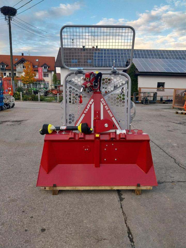 Neue Forstseilwinde Seilwinde Tajfun EGV 65 AHK SG Funk 35 45 55 - Βίντσι για Δασικά μηχανήματα: φωτογραφία 1 Neue Forstseilwinde Seilwinde Tajfun EGV 65 AHK SG Funk 35 45 55 - Βίντσι για Δασικά μηχανήματα: φωτογραφία 1