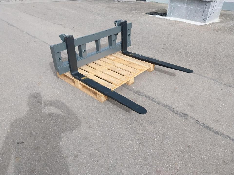 Neue Palettengabel 2,5to 1,5m breit Euro Gabel Frontlader Fendt - Πιρούνες: φωτογραφία 1 Neue Palettengabel 2,5to 1,5m breit Euro Gabel Frontlader Fendt - Πιρούνες: φωτογραφία 1