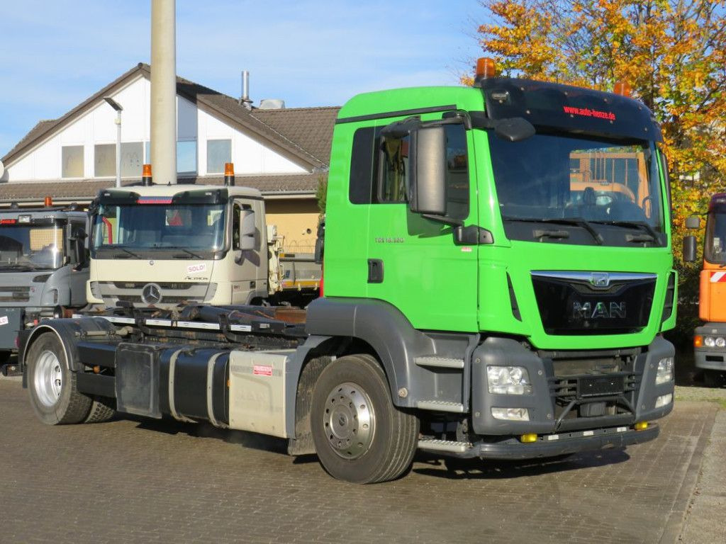 MAN TG-S 18.320 BL Abrollkipper - Φορτηγό φόρτωσης γάντζου: φωτογραφία 2 MAN TG-S 18.320 BL Abrollkipper - Φορτηγό φόρτωσης γάντζου: φωτογραφία 2