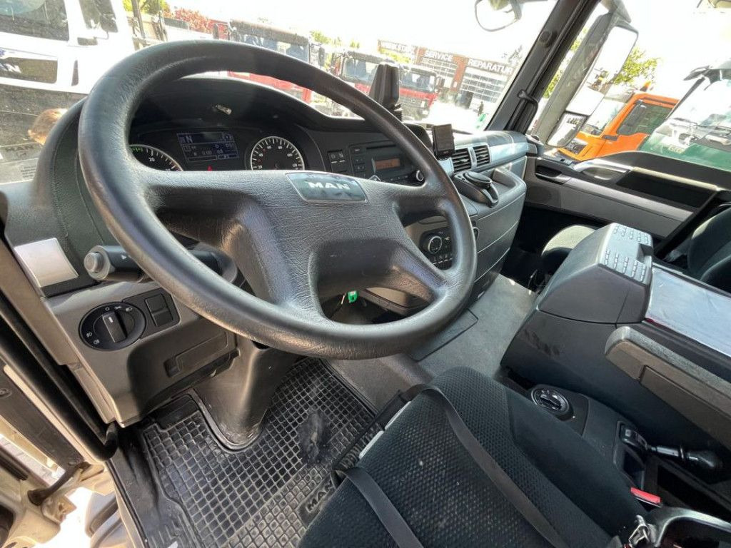 MAN TG-S 26.400 6x2-2 BL Pritsche Heckkran 5xhydr.Au - Φορτηγό με γερανό: φωτογραφία 5 MAN TG-S 26.400 6x2-2 BL Pritsche Heckkran 5xhydr.Au - Φορτηγό με γερανό: φωτογραφία 5