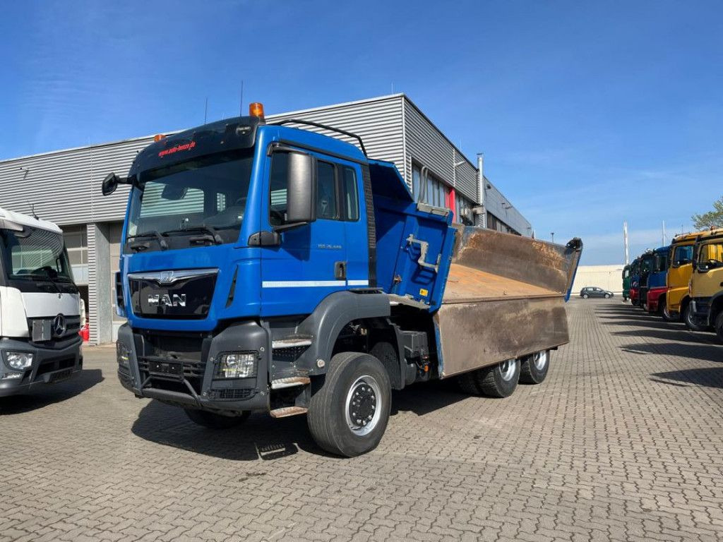 MAN TG-S 26.440 6x6 3-Achs Allradkipper Bordmatik Sc - Φορτηγό ανατρεπόμενο: φωτογραφία 1 MAN TG-S 26.440 6x6 3-Achs Allradkipper Bordmatik Sc - Φορτηγό ανατρεπόμενο: φωτογραφία 1