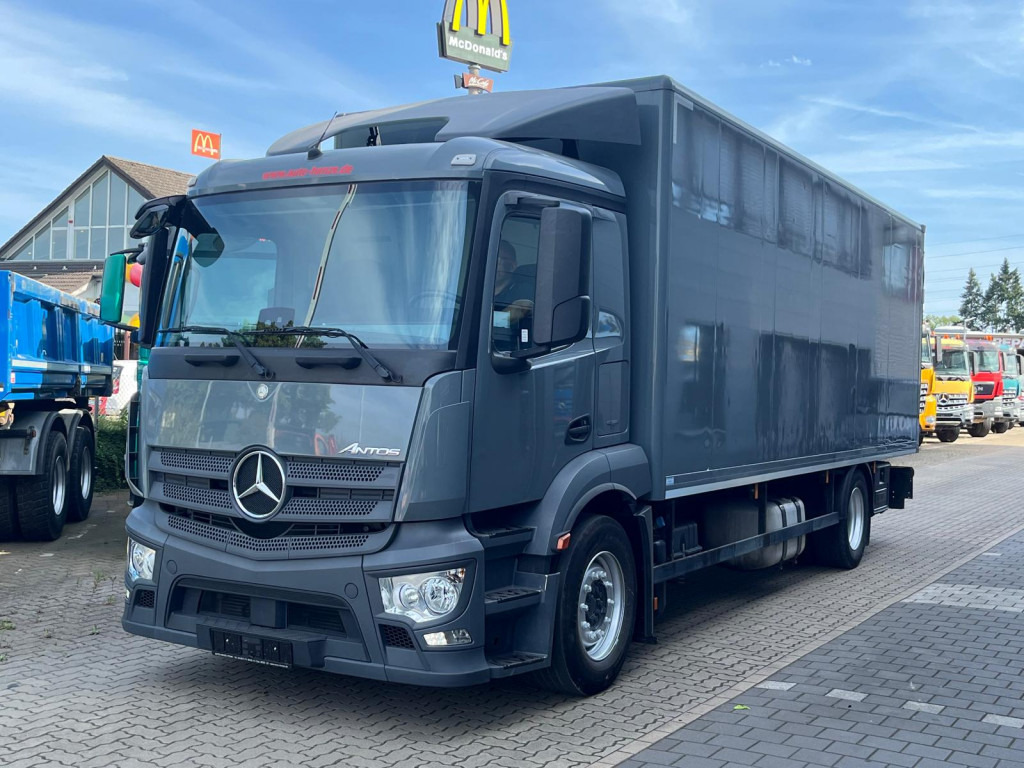 MERCEDES-BENZ Antos 1830 L nR 4x2 Standardkoffer LBW LBW 2to+Funk - Φορτηγό κόφα: φωτογραφία 1 MERCEDES-BENZ Antos 1830 L nR 4x2 Standardkoffer LBW LBW 2to+Funk - Φορτηγό κόφα: φωτογραφία 1