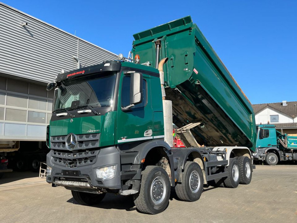 MERCEDES-BENZ Arocs 4145 8x8 4 Achs Muldenkipper Meiller - Φορτηγό ανατρεπόμενο: φωτογραφία 1 MERCEDES-BENZ Arocs 4145 8x8 4 Achs Muldenkipper Meiller - Φορτηγό ανατρεπόμενο: φωτογραφία 1