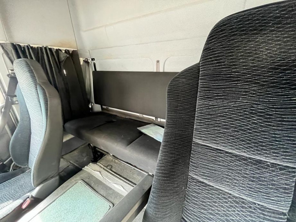 MERCEDES-BENZ Atego 818 L Möbelkoffer LBW Möbelkoffer gr.Fhs+Sitzreihe - Επαγγελματικό αυτοκίνητο κόφα: φωτογραφία 3 MERCEDES-BENZ Atego 818 L Möbelkoffer LBW Möbelkoffer gr.Fhs+Sitzreihe - Επαγγελματικό αυτοκίνητο κόφα: φωτογραφία 3