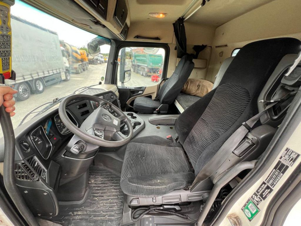 Mercedes-Benz Actros 2543 L 6x2 Abrollkipper MeillerLenk/Lift - Φορτηγό φόρτωσης γάντζου: φωτογραφία 5 Mercedes-Benz Actros 2543 L 6x2 Abrollkipper MeillerLenk/Lift - Φορτηγό φόρτωσης γάντζου: φωτογραφία 5