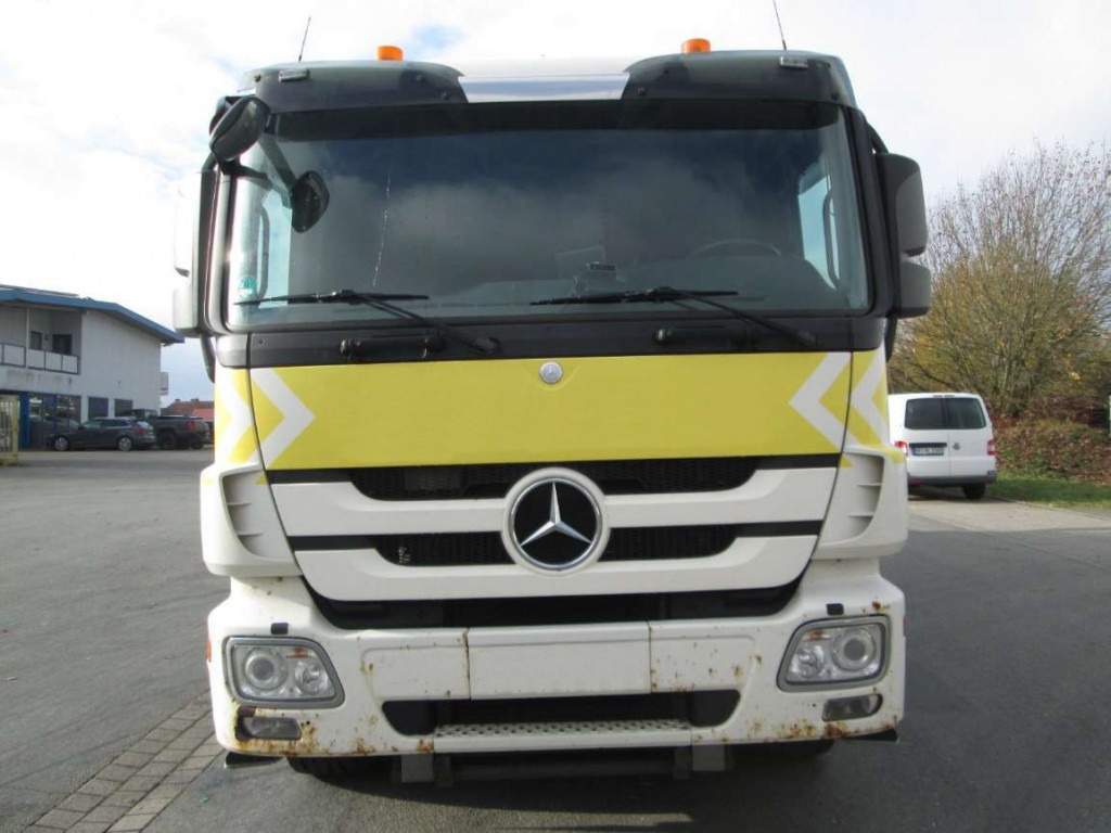 Mercedes-Benz Actros Pritsche Heckkran 2641 L 6x2 Funk - Φορτηγό με ανοιχτή καρότσα, Φορτηγό με γερανό: φωτογραφία 2 Mercedes-Benz Actros Pritsche Heckkran 2641 L 6x2 Funk - Φορτηγό με ανοιχτή καρότσα, Φορτηγό με γερανό: φωτογραφία 2