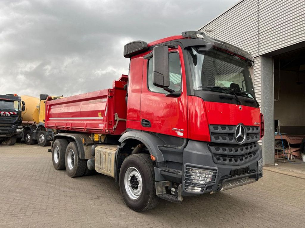 Mercedes-Benz Arocs 2648 6x4 3-Achs Kipper Bordmatik - Φορτηγό ανατρεπόμενο: φωτογραφία 2 Mercedes-Benz Arocs 2648 6x4 3-Achs Kipper Bordmatik - Φορτηγό ανατρεπόμενο: φωτογραφία 2