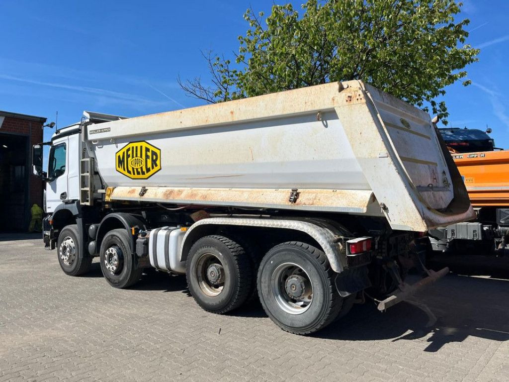 Mercedes-Benz Arocs 3240 B 8x4 4 Achs Muldenkipper Meiller - Φορτηγό ανατρεπόμενο: φωτογραφία 3 Mercedes-Benz Arocs 3240 B 8x4 4 Achs Muldenkipper Meiller - Φορτηγό ανατρεπόμενο: φωτογραφία 3