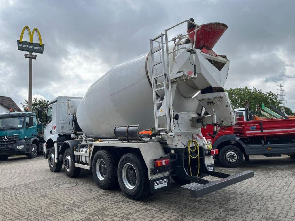 Mercedes-Benz Arocs 3240 B 8x4 Betonmischer Deutsch Top AP Ach - Μπετονιέρα φορτηγό: φωτογραφία 3 Mercedes-Benz Arocs 3240 B 8x4 Betonmischer Deutsch Top AP Ach - Μπετονιέρα φορτηγό: φωτογραφία 3