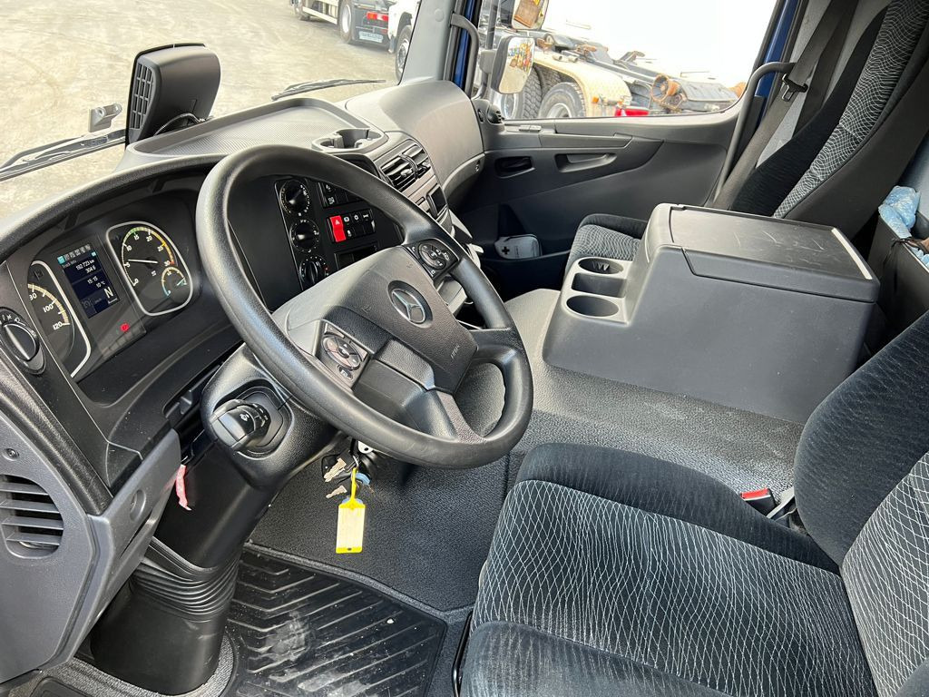 Mercedes-Benz Atego 1224 L Pritsche LBW LBW 1.5 to - Φορτηγό μουσαμάς: φωτογραφία 5 Mercedes-Benz Atego 1224 L Pritsche LBW LBW 1.5 to - Φορτηγό μουσαμάς: φωτογραφία 5