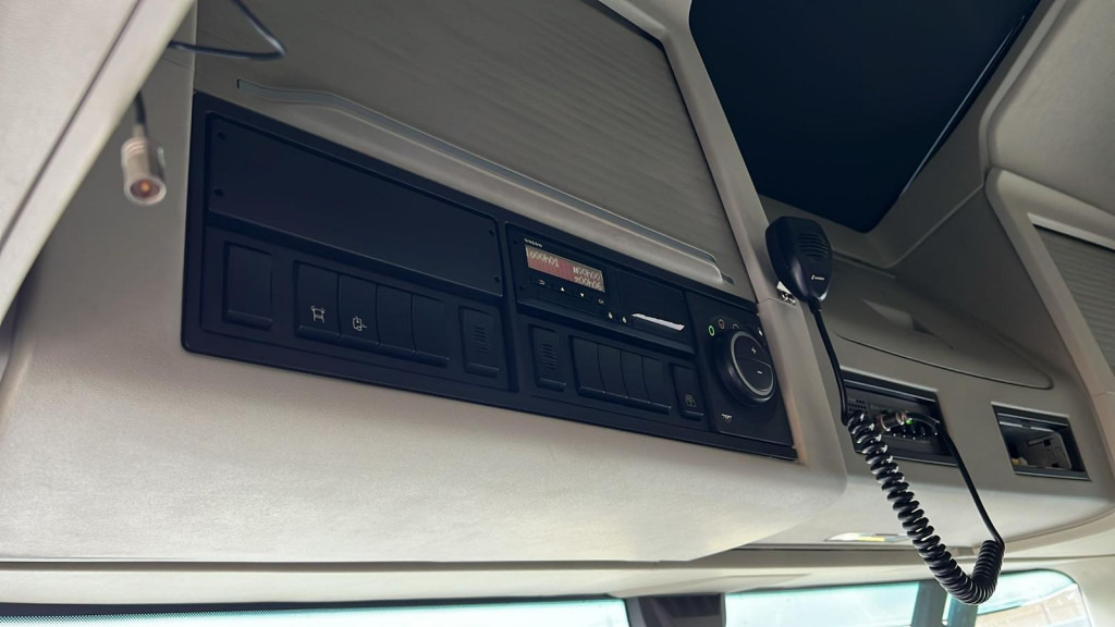 VOLVO (S) Truck FH 500 6x2 Abrollkipper Funkfernbedienung - Φορτηγό φόρτωσης γάντζου: φωτογραφία 2 VOLVO (S) Truck FH 500 6x2 Abrollkipper Funkfernbedienung - Φορτηγό φόρτωσης γάντζου: φωτογραφία 2