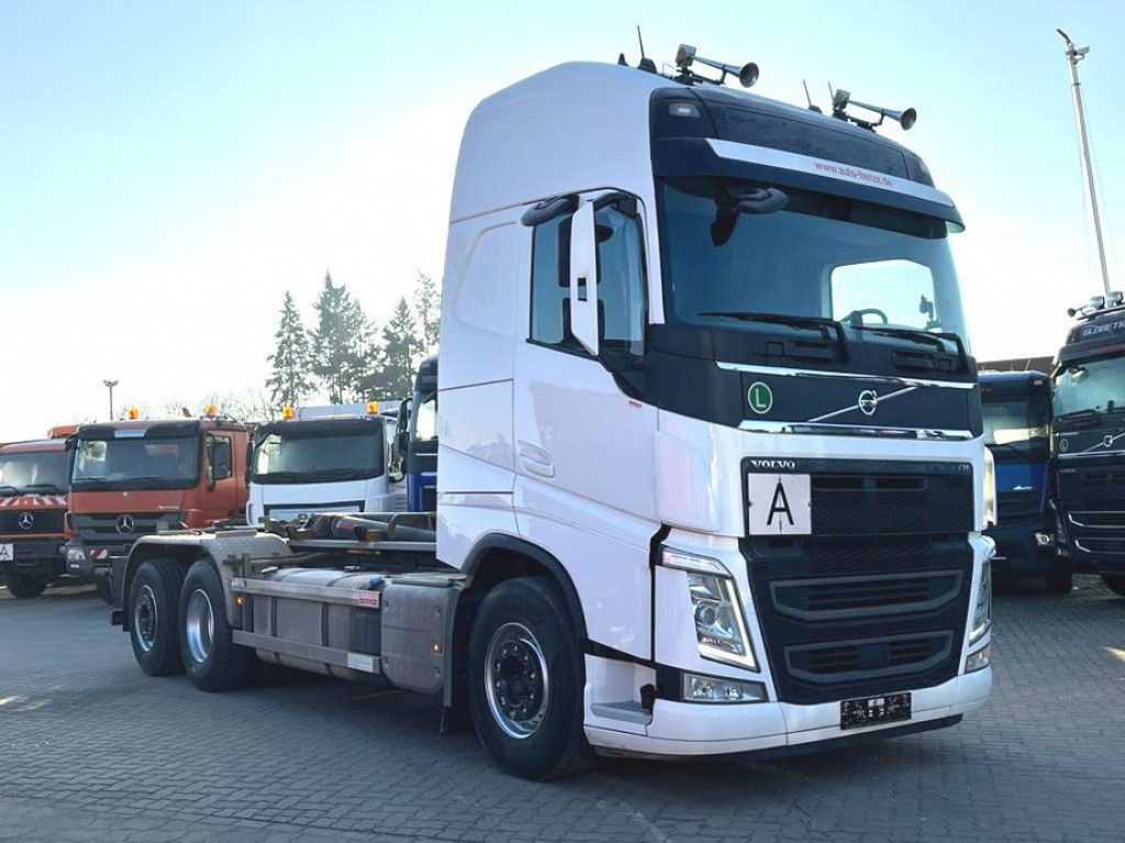 Volvo FH 500 6x2 Abrollkipper Funkfernbedienung - Φορτηγό φόρτωσης γάντζου: φωτογραφία 2 Volvo FH 500 6x2 Abrollkipper Funkfernbedienung - Φορτηγό φόρτωσης γάντζου: φωτογραφία 2