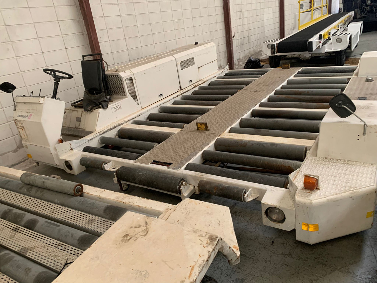 Pallet Transporter CPT-4 - Εξοπλισμός επίγειας εξυπηρέτησης: φωτογραφία 1 Pallet Transporter CPT-4 - Εξοπλισμός επίγειας εξυπηρέτησης: φωτογραφία 1