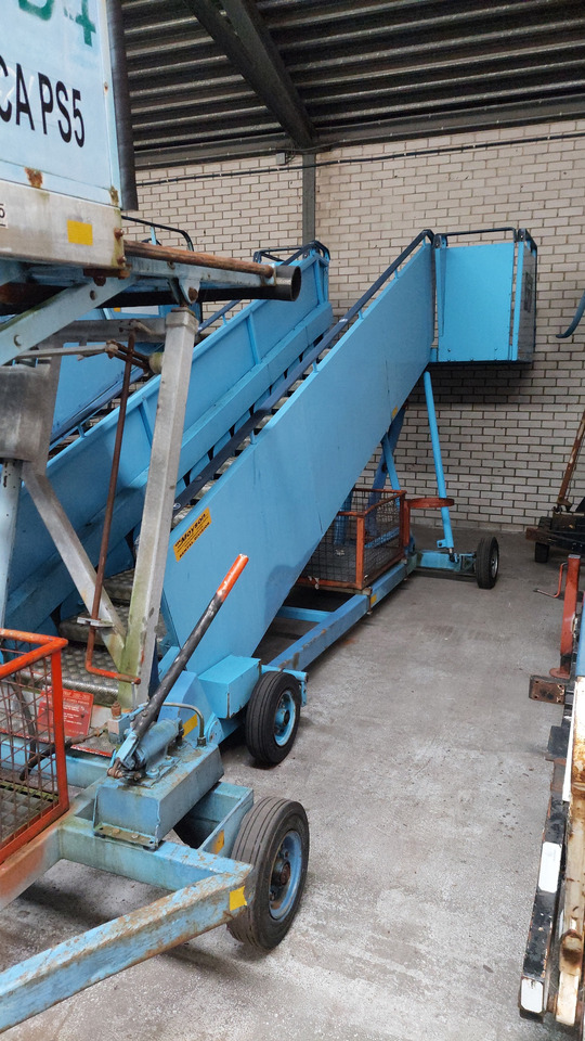 Passenger Stairs SACO 2-2.80 - Σκάλα επιβατών: φωτογραφία 1 Passenger Stairs SACO 2-2.80 - Σκάλα επιβατών: φωτογραφία 1