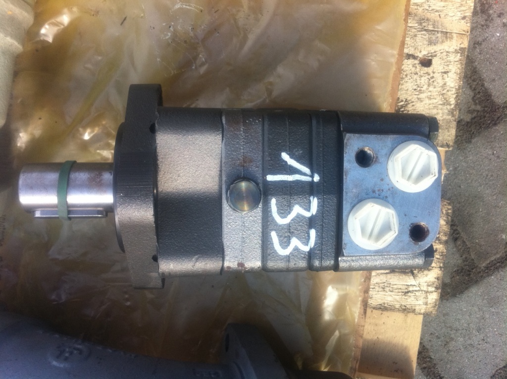 DANFOSS OMS160 151F0503-3309803N113F - Υδραυλικός κινητήρας για Κατασκευή μηχανήματα: φωτογραφία 1 DANFOSS OMS160 151F0503-3309803N113F - Υδραυλικός κινητήρας για Κατασκευή μηχανήματα: φωτογραφία 1