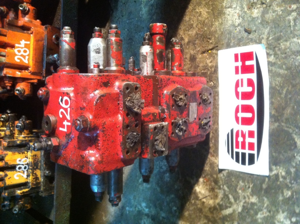 MARREL HYDRO FDG3H19A 766665 T17436 70 - 3 sekcyjny - Υδραυλική βαλβίδα για Κατασκευή μηχανήματα: φωτογραφία 1 MARREL HYDRO FDG3H19A 766665 T17436 70 - 3 sekcyjny - Υδραυλική βαλβίδα για Κατασκευή μηχανήματα: φωτογραφία 1