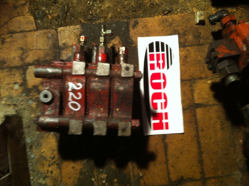 MARREL HYDRO FDG3P20A D33436-03 - 3 SEKCYJNY - Υδραυλική βαλβίδα για Κατασκευή μηχανήματα: φωτογραφία 1 MARREL HYDRO FDG3P20A D33436-03 - 3 SEKCYJNY - Υδραυλική βαλβίδα για Κατασκευή μηχανήματα: φωτογραφία 1