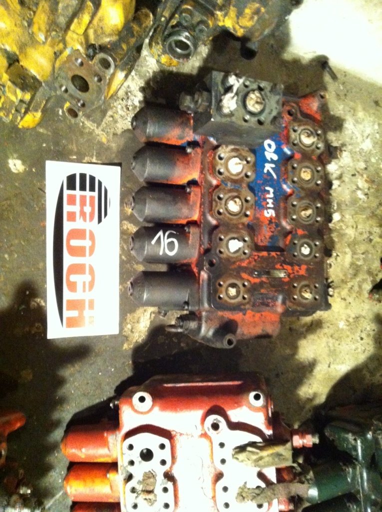 O&K 2241543 - 5 SEKCYJNY - Υδραυλική βαλβίδα για Τροχοφόρος εκσκαφέας: φωτογραφία 1 O&K 2241543 - 5 SEKCYJNY - Υδραυλική βαλβίδα για Τροχοφόρος εκσκαφέας: φωτογραφία 1