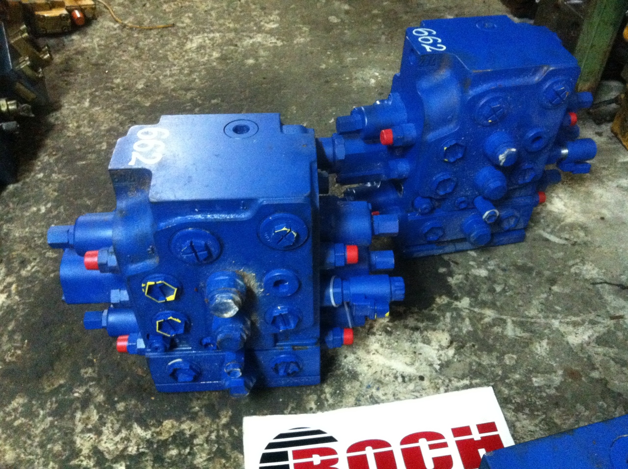 REXROTH M6-1116-00/3M6-22 00750139 87440134 600927D - 3 SEKCYJNY - Υδραυλική βαλβίδα για Κατασκευή μηχανήματα: φωτογραφία 1 REXROTH M6-1116-00/3M6-22 00750139 87440134 600927D - 3 SEKCYJNY - Υδραυλική βαλβίδα για Κατασκευή μηχανήματα: φωτογραφία 1