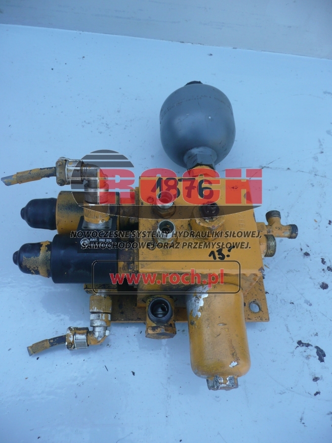 W2Z-1332 + 3 280270 D12M160 24V + HYDROAKUMULATOR 0,32L - Υδραυλική βαλβίδα για Κατασκευή μηχανήματα: φωτογραφία 1 W2Z-1332 + 3 280270 D12M160 24V + HYDROAKUMULATOR 0,32L - Υδραυλική βαλβίδα για Κατασκευή μηχανήματα: φωτογραφία 1