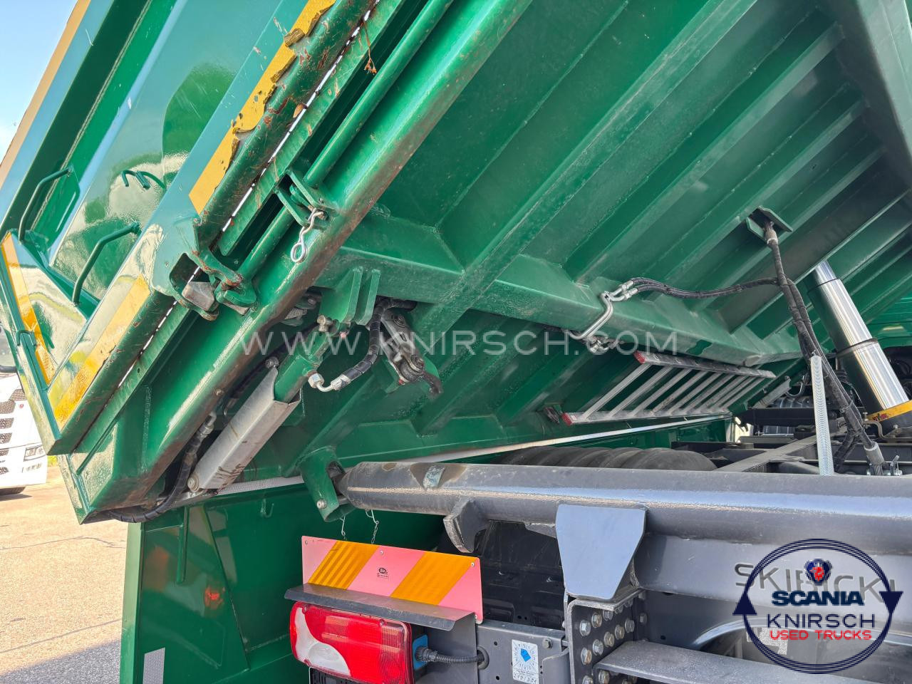 SCANIA P280B4x2HZ 3-Seiten Kipper / Bordmatic / HYVA - Φορτηγό ανατρεπόμενο: φωτογραφία 2 SCANIA P280B4x2HZ 3-Seiten Kipper / Bordmatic / HYVA - Φορτηγό ανατρεπόμενο: φωτογραφία 2