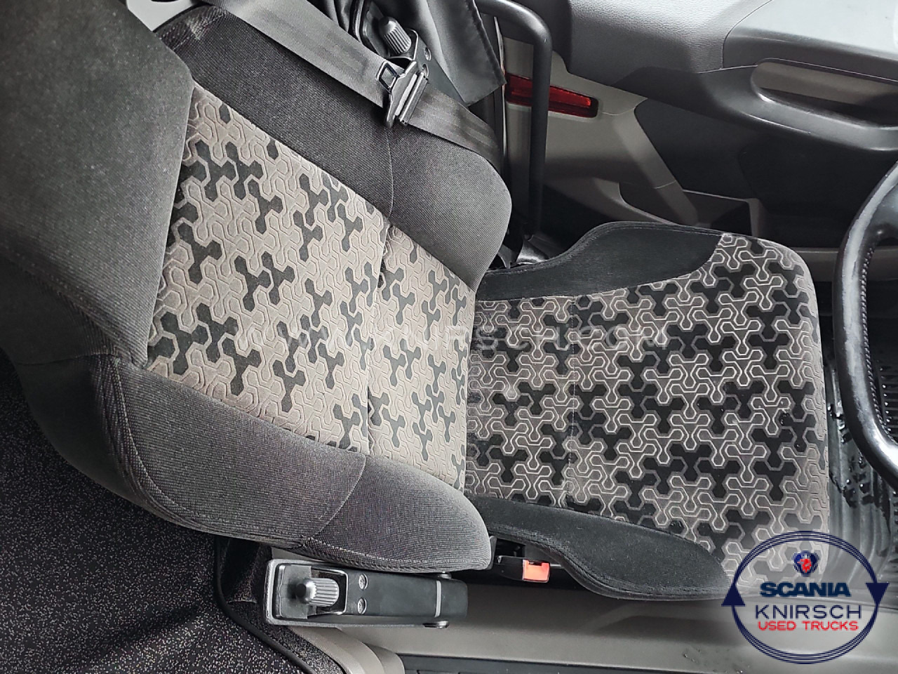 SCANIA R 450 A4x2LA / LED / Sideskirts / ADR AT - Τράκτορας: φωτογραφία 4 SCANIA R 450 A4x2LA / LED / Sideskirts / ADR AT - Τράκτορας: φωτογραφία 4