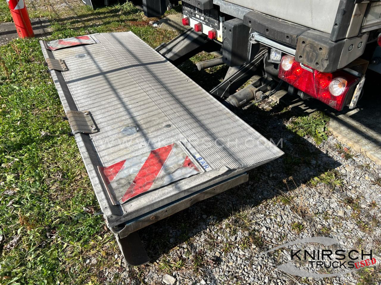 SCHMITZ SKO 24 Doppelstock, LBW 2000 kg, Liftachse - Επικαθήμενο ισοθερμικό: φωτογραφία 4 SCHMITZ SKO 24 Doppelstock, LBW 2000 kg, Liftachse - Επικαθήμενο ισοθερμικό: φωτογραφία 4
