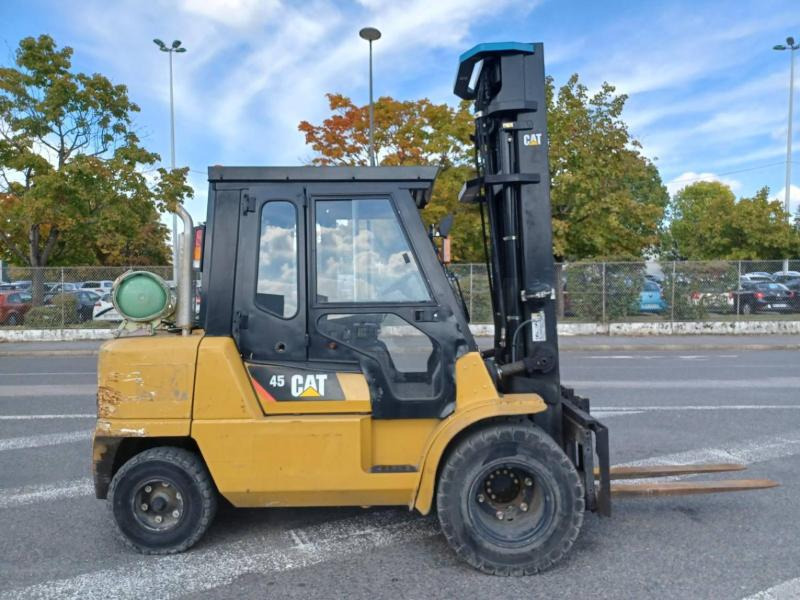 Caterpillar GP45K2 - Υγραεριοκίνητο περονοφόρο: φωτογραφία 3 Caterpillar GP45K2 - Υγραεριοκίνητο περονοφόρο: φωτογραφία 3