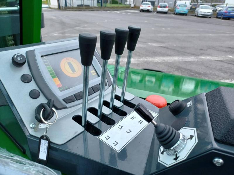 4-κίνητα ανυψωτικό στενών δρόμων Combilift CBE3000: φωτογραφία 12 4-κίνητα ανυψωτικό στενών δρόμων Combilift CBE3000: φωτογραφία 12