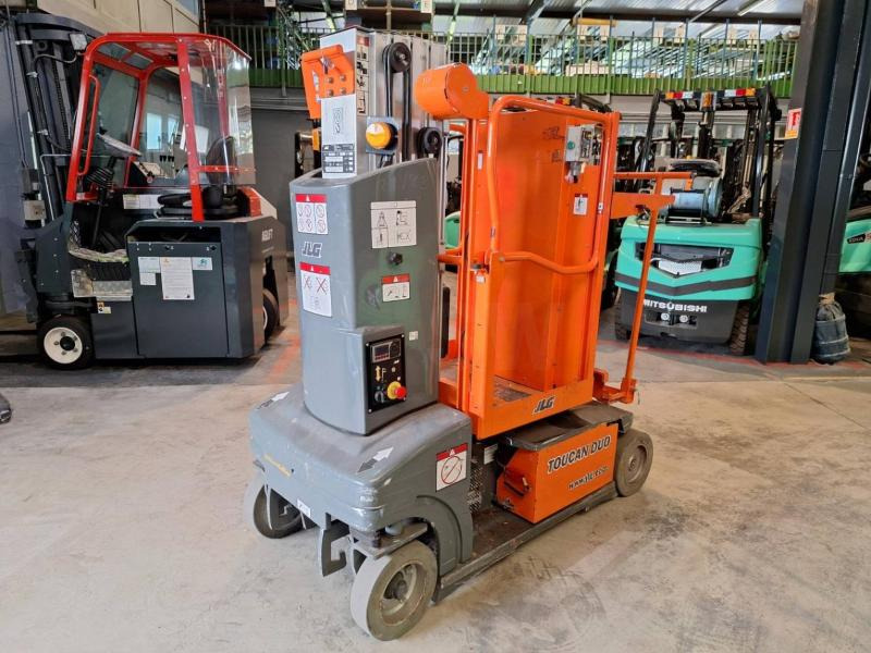 JLG Toucan Duo - Κάθετος ανελκυστήρας με κατάρτι: φωτογραφία 2 JLG Toucan Duo - Κάθετος ανελκυστήρας με κατάρτι: φωτογραφία 2