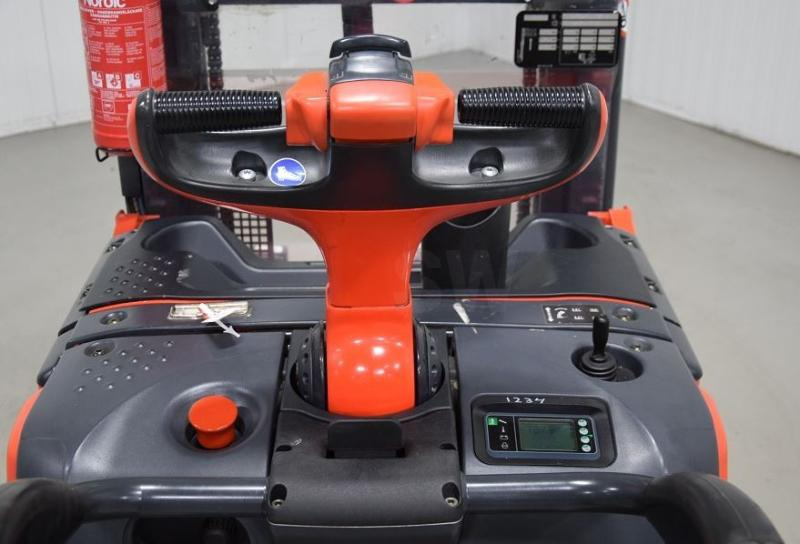 Linde L06ac - Μηχάνημα στοίβαξης: φωτογραφία 4 Linde L06ac - Μηχάνημα στοίβαξης: φωτογραφία 4