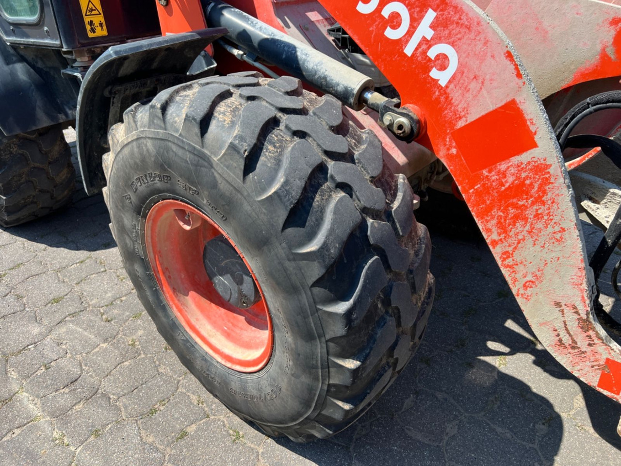 Kubota R 085, Bj 19, 1950 BH, SWE, Schaufel, Gabel - Ελαστιχοφόρος φορτωτής: φωτογραφία 5 Kubota R 085, Bj 19, 1950 BH, SWE, Schaufel, Gabel - Ελαστιχοφόρος φορτωτής: φωτογραφία 5