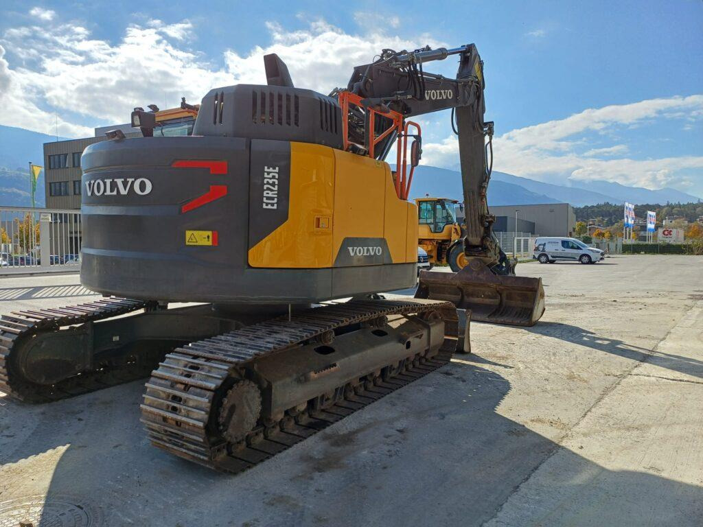 Volvo ECR235EL - Ερπυστριοφόρος εκσκαφέας: φωτογραφία 2 Volvo ECR235EL - Ερπυστριοφόρος εκσκαφέας: φωτογραφία 2