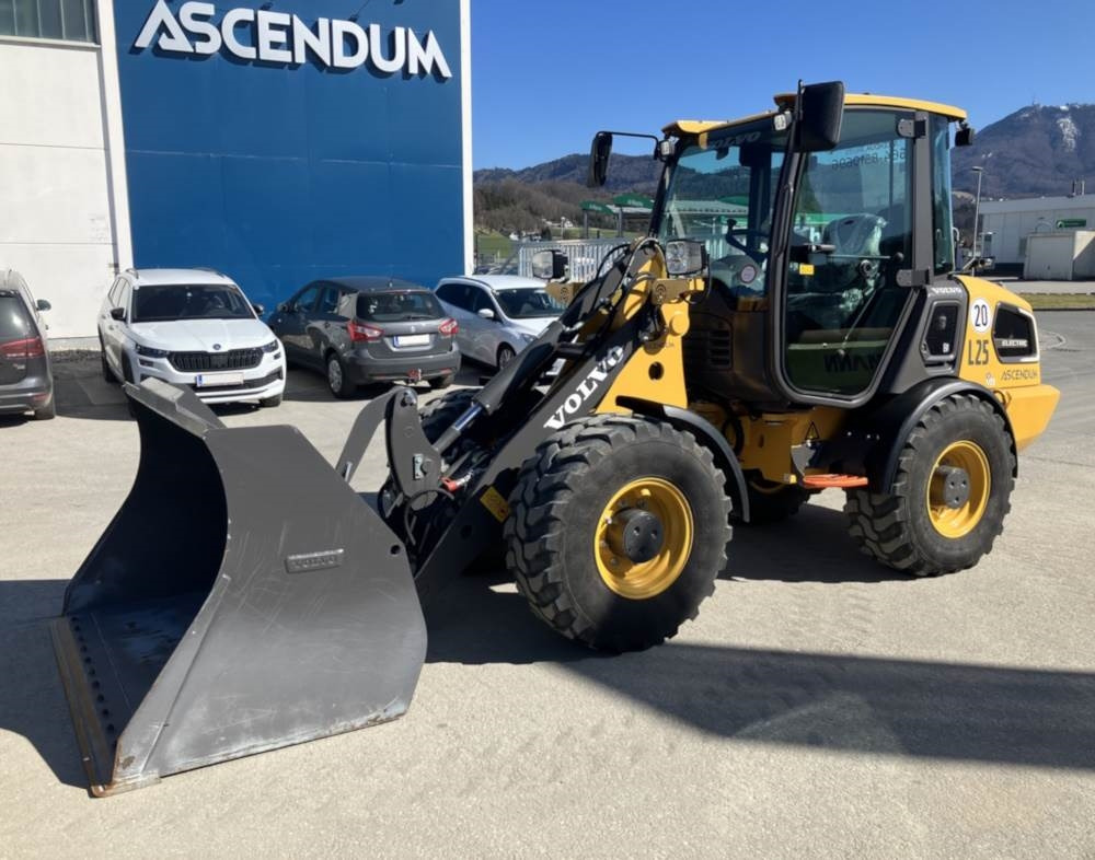 Volvo JL25H Electric - Φορτωτής πλάγιας ολίσθησης: φωτογραφία 4 Volvo JL25H Electric - Φορτωτής πλάγιας ολίσθησης: φωτογραφία 4