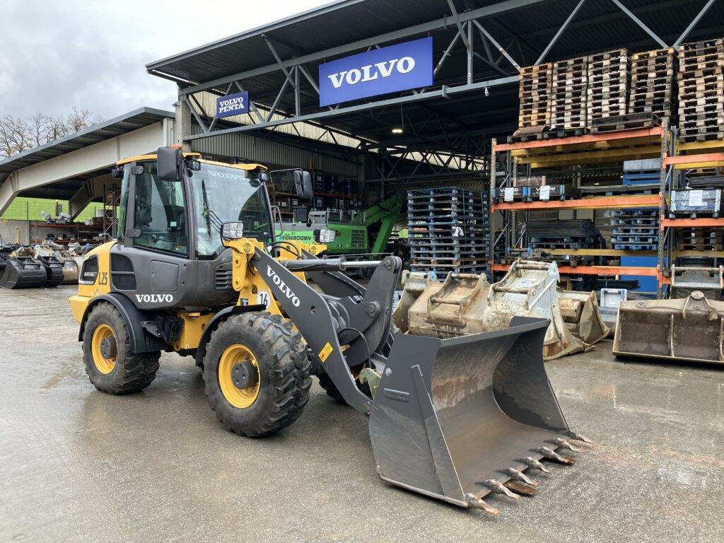 Volvo JL25H Electric - Φορτωτής πλάγιας ολίσθησης: φωτογραφία 1 Volvo JL25H Electric - Φορτωτής πλάγιας ολίσθησης: φωτογραφία 1