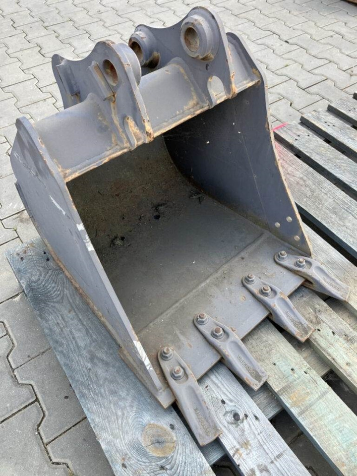 Volvo Tieflöffel mit Zähnen - Festanbau - Φορτωτής εκσκαφέας: φωτογραφία 1 Volvo Tieflöffel mit Zähnen - Festanbau - Φορτωτής εκσκαφέας: φωτογραφία 1