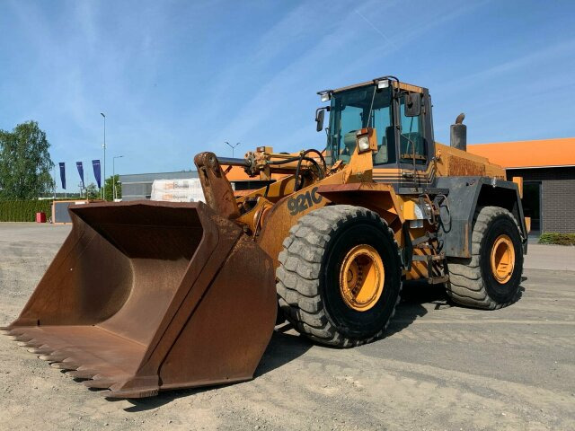 CASE 921C Radlader 25,5 Ton *Schaufel 4.1 m³ - Ελαστιχοφόρος φορτωτής: φωτογραφία 1 CASE 921C Radlader 25,5 Ton *Schaufel 4.1 m³ - Ελαστιχοφόρος φορτωτής: φωτογραφία 1