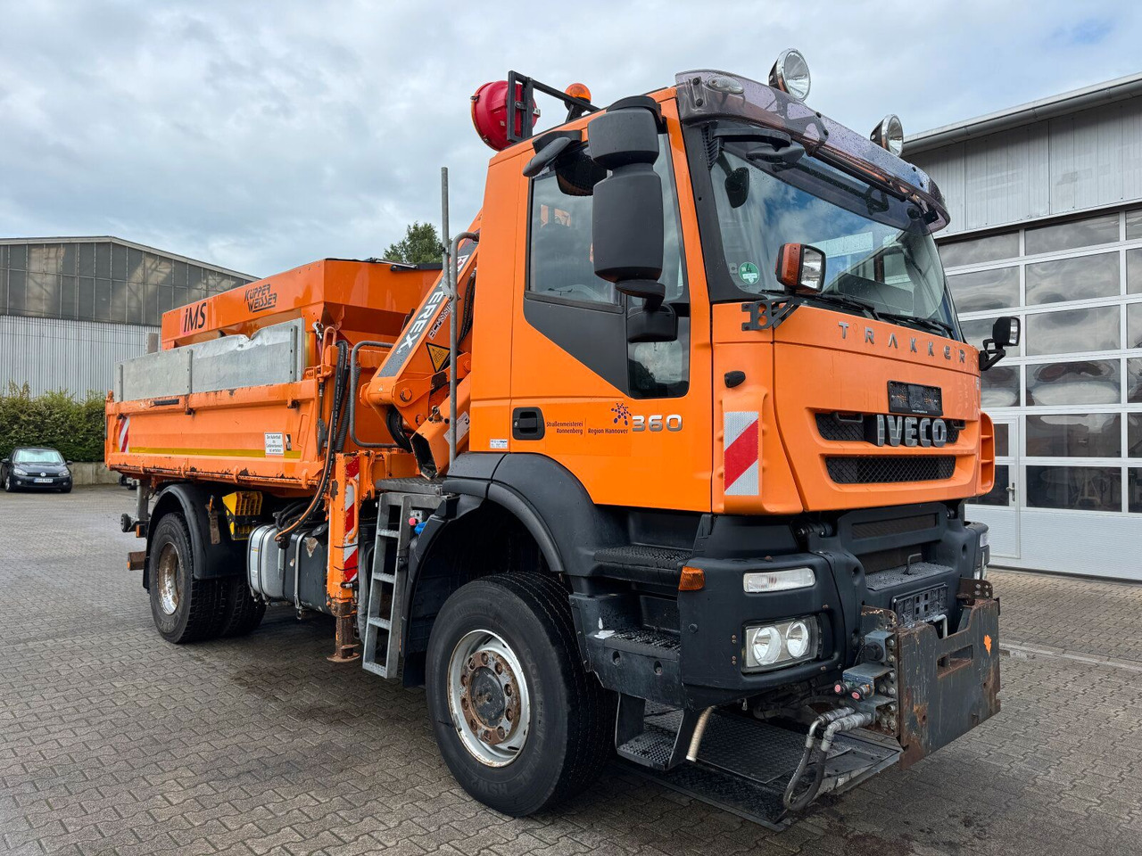 Iveco TRAKKER Kipper Kran TEREX 85.2 Winterdienst - Φορτηγό με γερανό: φωτογραφία 1 Iveco TRAKKER Kipper Kran TEREX 85.2 Winterdienst - Φορτηγό με γερανό: φωτογραφία 1