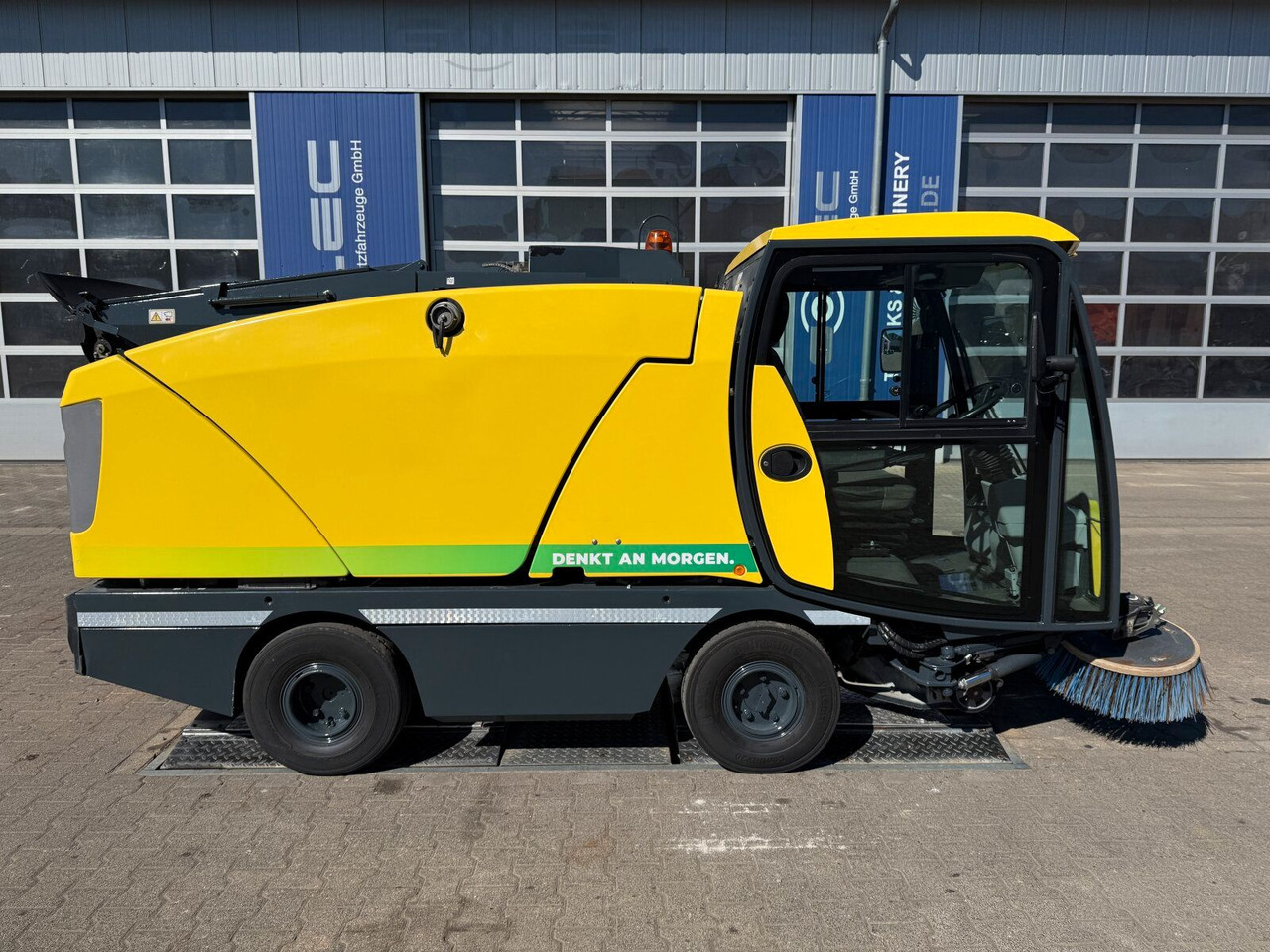 Johnston C202 Kleinkehrmaschine 2 M³ - 6.000 h - Σάρωθρο δρόμων: φωτογραφία 2 Johnston C202 Kleinkehrmaschine 2 M³ - 6.000 h - Σάρωθρο δρόμων: φωτογραφία 2