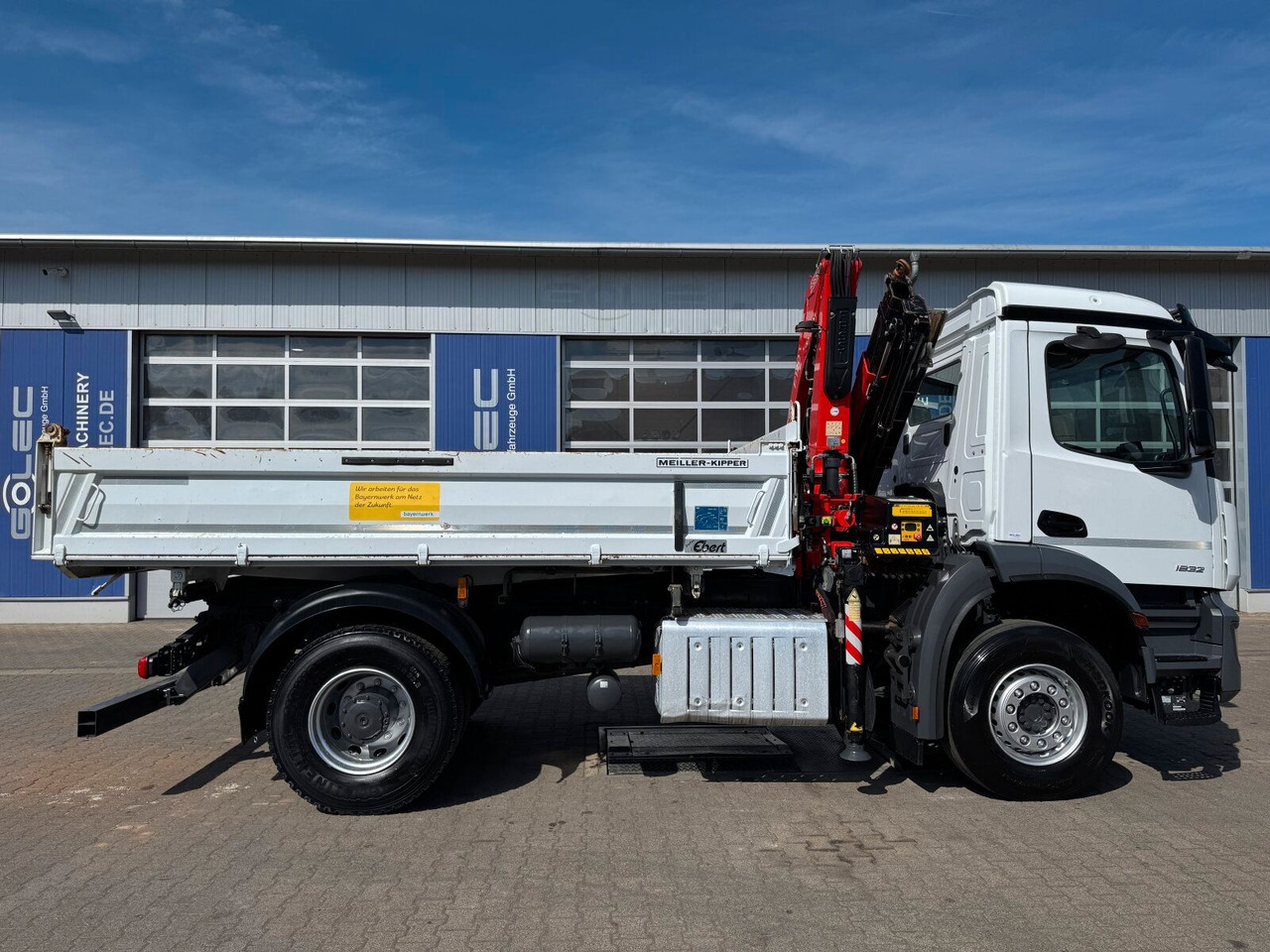 Mercedes-Benz AROCS 1832 4x2 Euro 6 Kipper Kran FASSI F120FB - Φορτηγό ανατρεπόμενο, Φορτηγό με γερανό: φωτογραφία 3 Mercedes-Benz AROCS 1832 4x2 Euro 6 Kipper Kran FASSI F120FB - Φορτηγό ανατρεπόμενο, Φορτηγό με γερανό: φωτογραφία 3