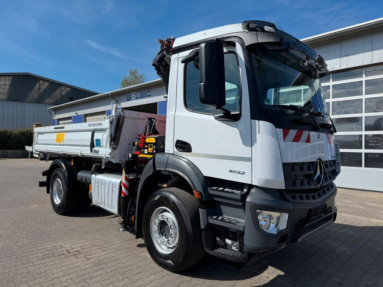 Mercedes-Benz AROCS 1832 4x2 Euro 6 Kipper Kran FASSI F120FB - Φορτηγό ανατρεπόμενο, Φορτηγό με γερανό: φωτογραφία 1 Mercedes-Benz AROCS 1832 4x2 Euro 6 Kipper Kran FASSI F120FB - Φορτηγό ανατρεπόμενο, Φορτηγό με γερανό: φωτογραφία 1