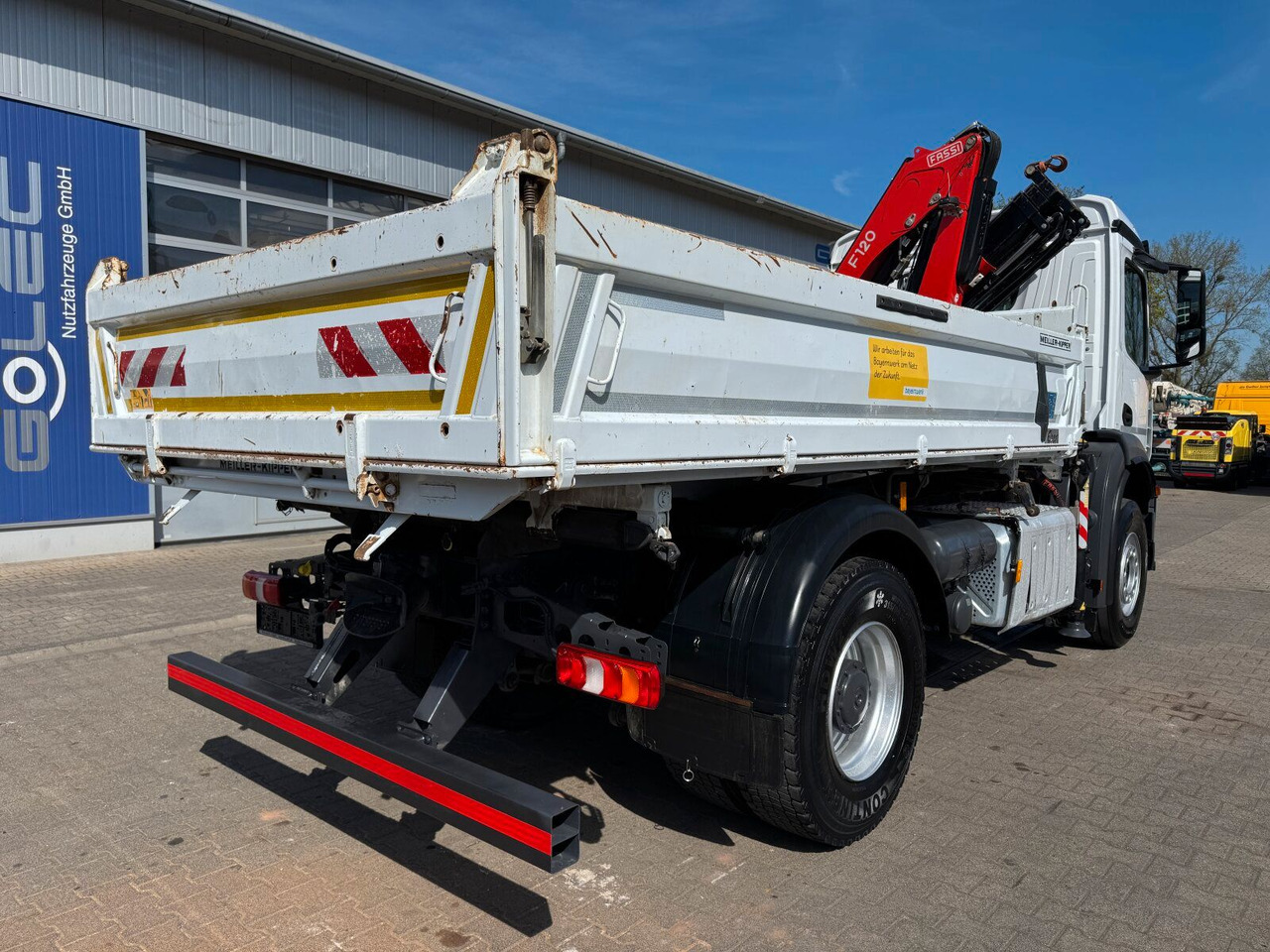 Mercedes-Benz AROCS 1832 4x2 Euro 6 Kipper Kran FASSI F120FB - Φορτηγό ανατρεπόμενο, Φορτηγό με γερανό: φωτογραφία 4 Mercedes-Benz AROCS 1832 4x2 Euro 6 Kipper Kran FASSI F120FB - Φορτηγό ανατρεπόμενο, Φορτηγό με γερανό: φωτογραφία 4