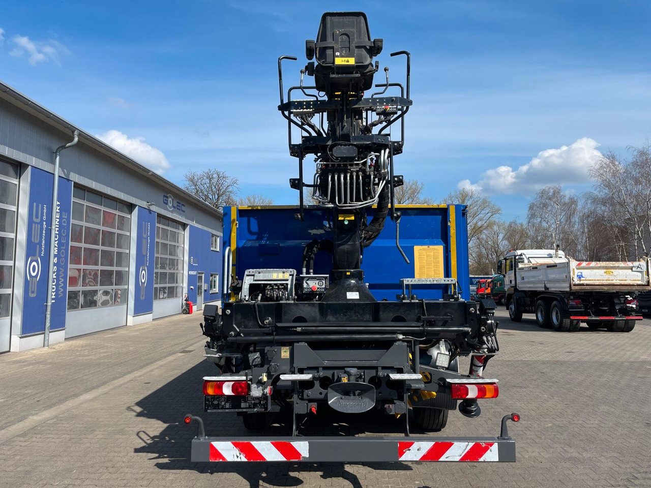Mercedes-Benz AROCS 2536 6x2*4 Kipper Kran HIAB - Φορτηγό ανατρεπόμενο, Φορτηγό με γερανό: φωτογραφία 4 Mercedes-Benz AROCS 2536 6x2*4 Kipper Kran HIAB - Φορτηγό ανατρεπόμενο, Φορτηγό με γερανό: φωτογραφία 4
