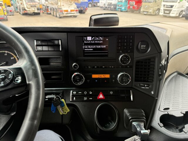 Mercedes-Benz Actros 1845 SZM 4x2 Retarder Kipphydraulik - Τράκτορας: φωτογραφία 4 Mercedes-Benz Actros 1845 SZM 4x2 Retarder Kipphydraulik - Τράκτορας: φωτογραφία 4