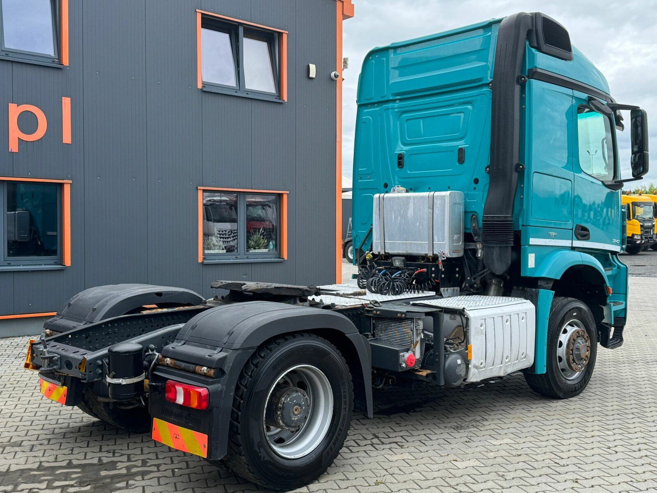 Mercedes-Benz Arocs 2142 4x4H SZM Euro 6 Kipphydraulik - Τράκτορας: φωτογραφία 5 Mercedes-Benz Arocs 2142 4x4H SZM Euro 6 Kipphydraulik - Τράκτορας: φωτογραφία 5