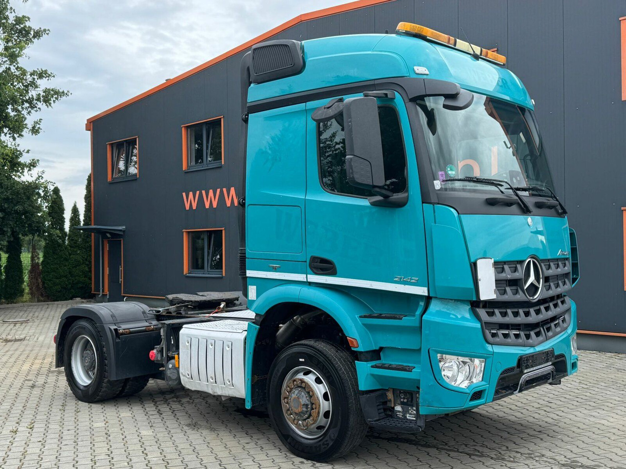 Mercedes-Benz Arocs 2142 4x4H SZM Euro 6 Kipphydraulik - Τράκτορας: φωτογραφία 1 Mercedes-Benz Arocs 2142 4x4H SZM Euro 6 Kipphydraulik - Τράκτορας: φωτογραφία 1