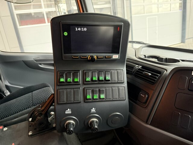 Mercedes-Benz Atego Kehrmaschine BUCHER CITYFANT 5000 - Σάρωθρο δρόμων: φωτογραφία 4 Mercedes-Benz Atego Kehrmaschine BUCHER CITYFANT 5000 - Σάρωθρο δρόμων: φωτογραφία 4