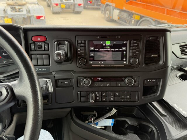 Scania G450 XT 4x4 Euro 6 SZM Kipphydraulik Blatt/ Luft - Τράκτορας: φωτογραφία 3 Scania G450 XT 4x4 Euro 6 SZM Kipphydraulik Blatt/ Luft - Τράκτορας: φωτογραφία 3